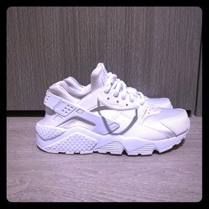 Nike Air Huarache.